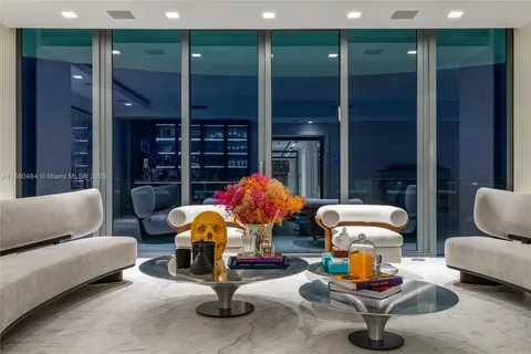 $10,750,000 | 19575 Collins Avenue, Unit 6, Sunny Isles Beach, FL 33160