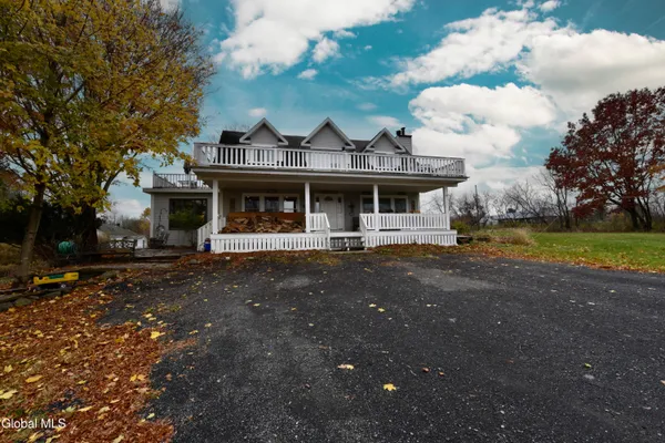 $1,200,000 | 454-456 Vliet St Extension, Colonie, NY 12047