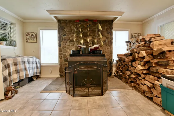 $1,200,000 | 454-456 Vliet St Extension, Colonie, NY 12047
