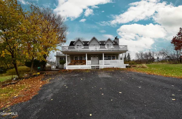 $1,200,000 | 454-456 Vliet St Extension, Colonie, NY 12047
