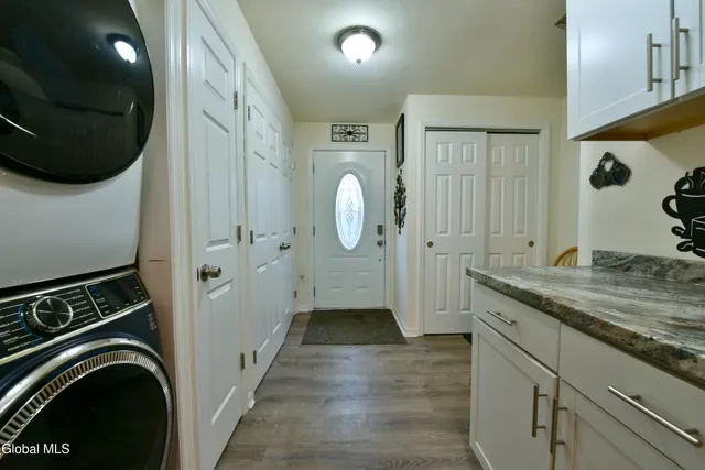 $1,200,000 | 454-456 Vliet St Extension, Cohoes, NY 12047