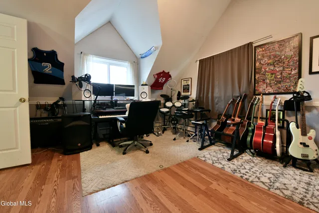 $1,200,000 | 454-456 Vliet St Extension, Cohoes, NY 12047