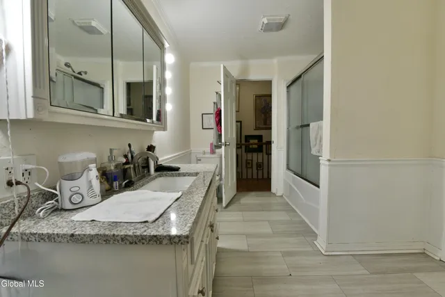 $1,200,000 | 454-456 Vliet St Extension, Cohoes, NY 12047