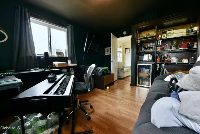 $1,200,000 | 454-456 Vliet St Extension, Cohoes, NY 12047