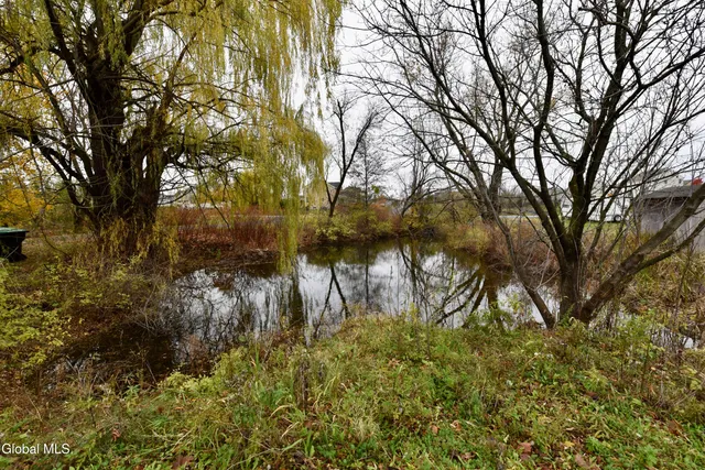 $1,200,000 | 454-456 Vliet St Extension, Cohoes, NY 12047