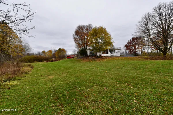 $1,200,000 | 454-456 Vliet St Extension, Colonie, NY 12047