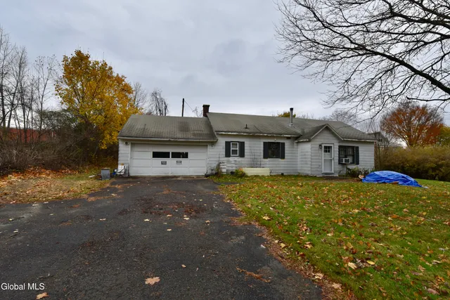 $1,200,000 | 454-456 Vliet St Extension, Cohoes, NY 12047