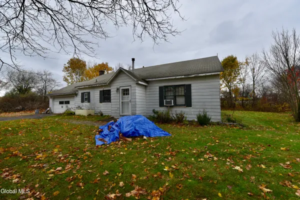 $1,200,000 | 454-456 Vliet St Extension, Colonie, NY 12047