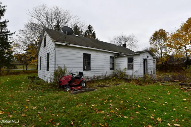 $1,200,000 | 454-456 Vliet St Extension, Cohoes, NY 12047