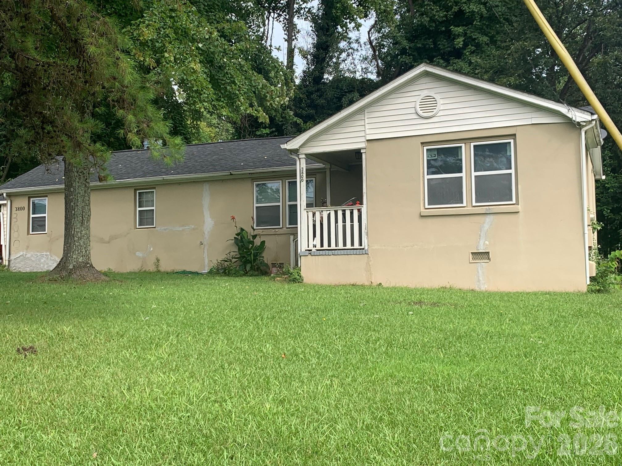 3800 Plainview Road Charlotte, NC 28208 - Photo 2 of 8 Gallery Image 2