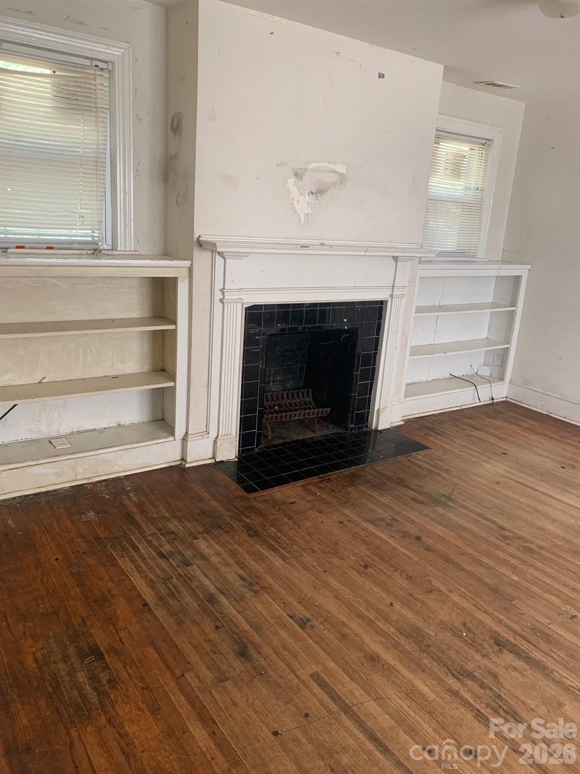 3800 Plainview Road Charlotte, NC 28208 - Photo 3 of 8 Gallery Image 3