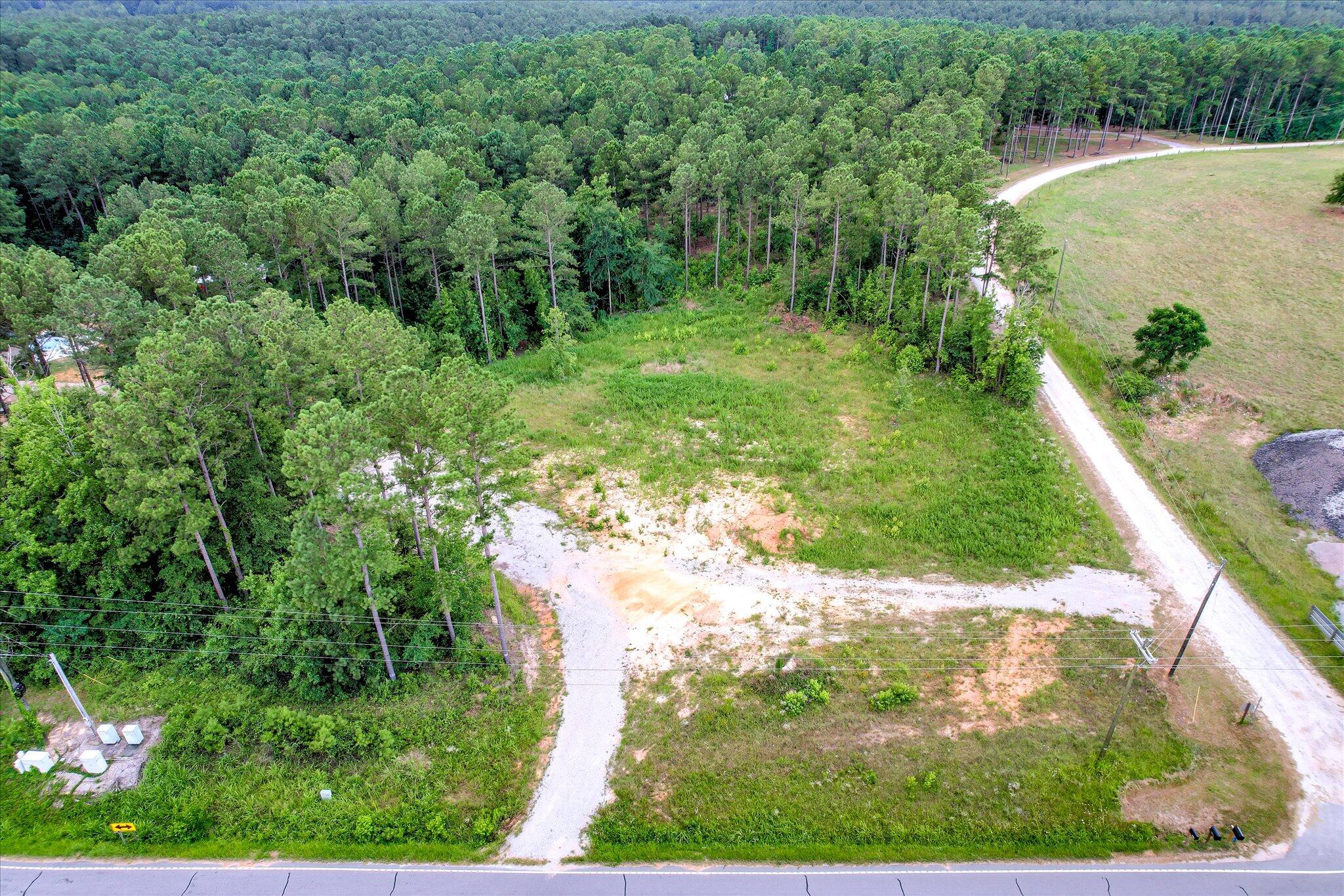 358 Garrett Road Edgefield, SC 29824 - Photo 4 of 18