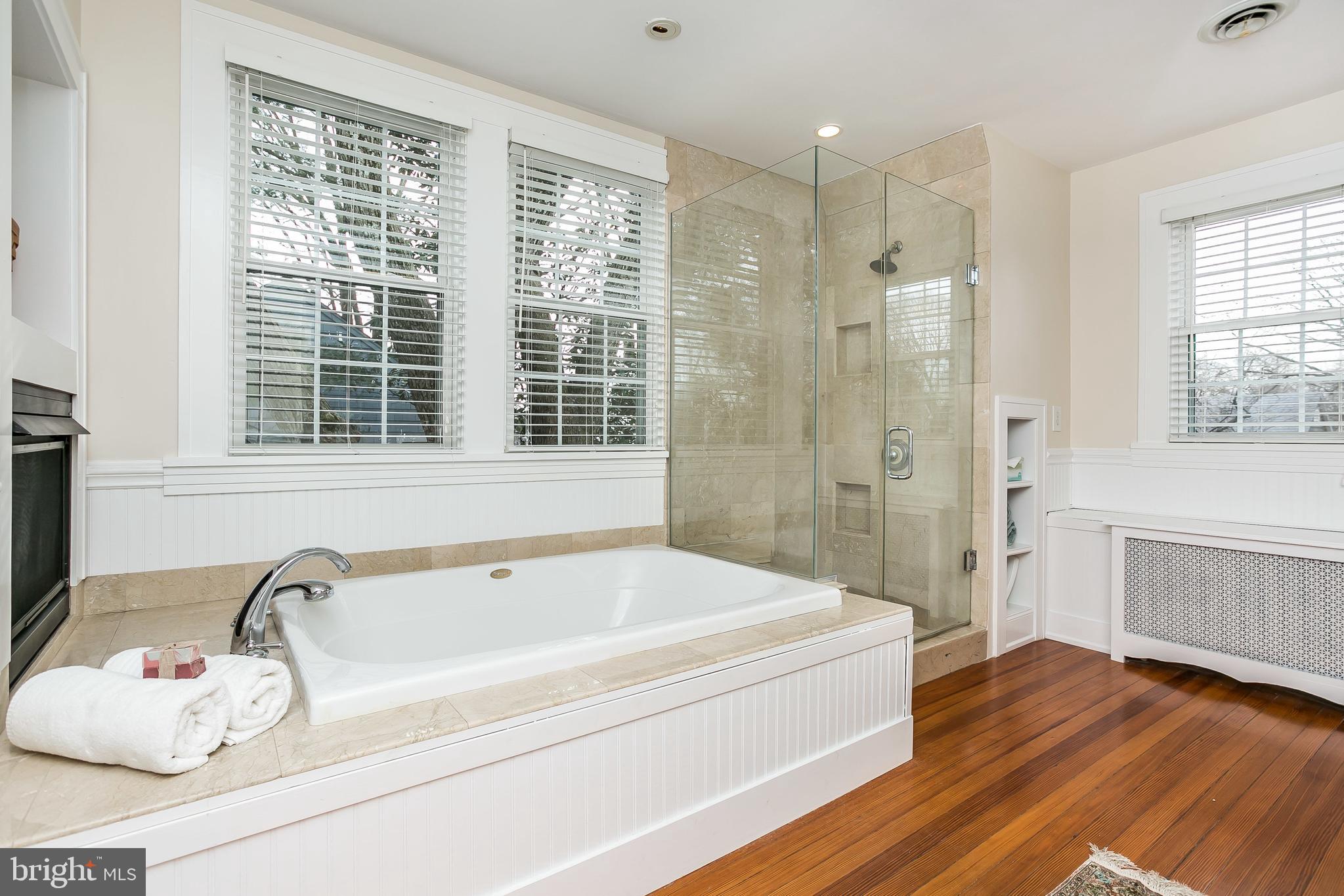 6407 Pinehurst Road Baltimore, MD 21212 - Photo 30 of 50 Master bath w/whirlpool & heavy glass shower doors