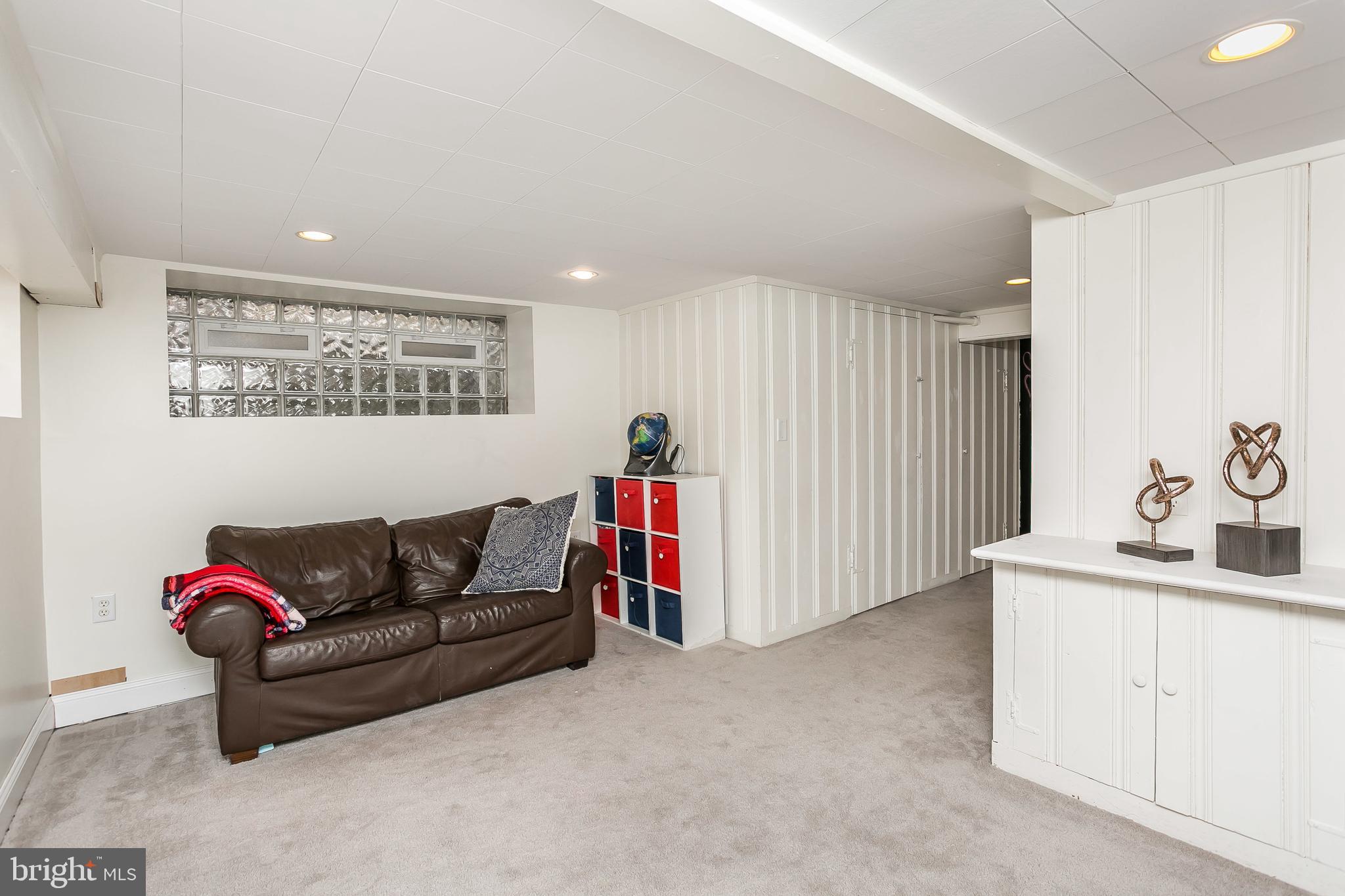 6407 Pinehurst Road Baltimore, MD 21212 - Photo 39 of 50 Lower level FR/TV room with recessed lights