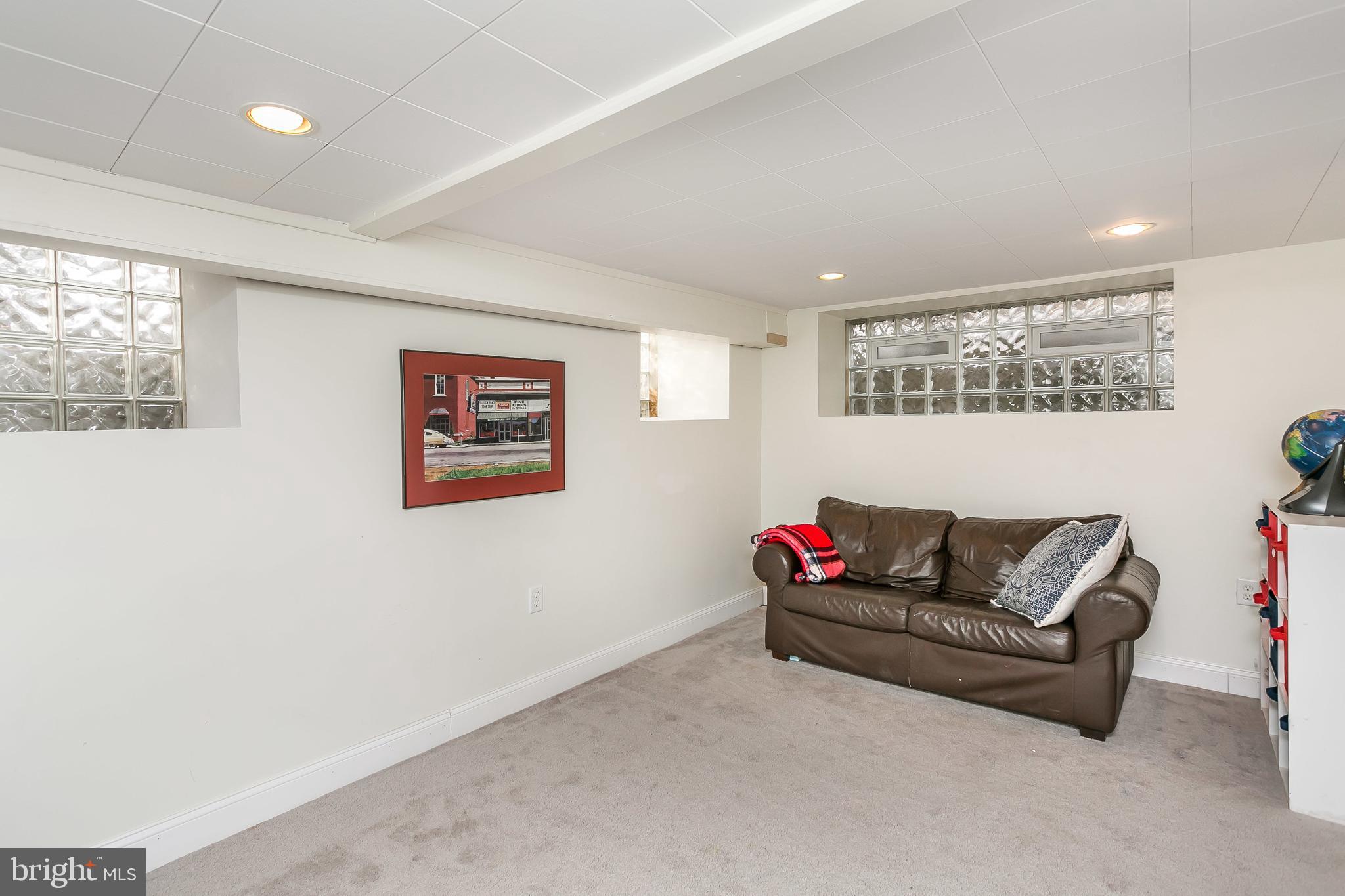 6407 Pinehurst Road Baltimore, MD 21212 - Photo 40 of 50