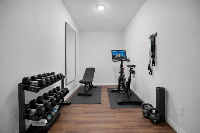 $349,000 | 776 East Broadway Street, Oviedo, FL 32765