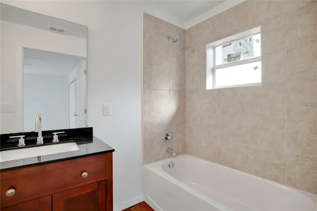 $349,000 | 776 East Broadway Street, Oviedo, FL 32765