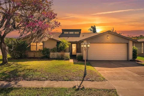 $425,000 | 1326 Flotilla Drive, Holiday, FL 34690