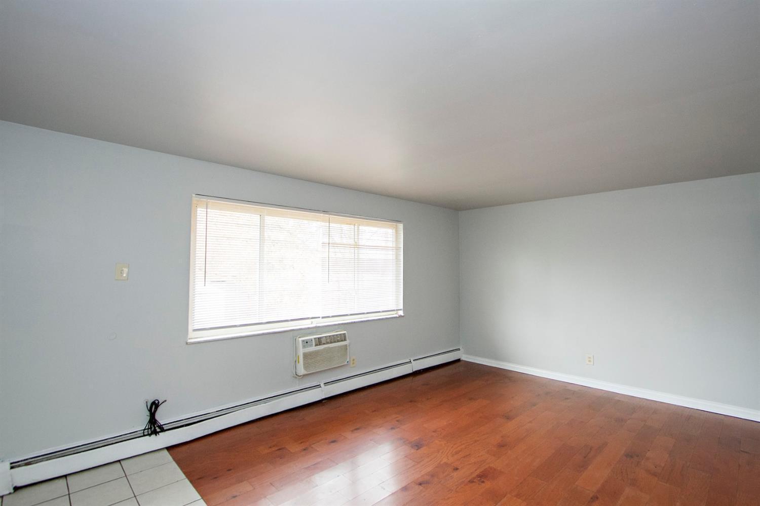 2302 Galbraith Road, Unit D3 Cincinnati, OH 45239 - Photo 2 of 23