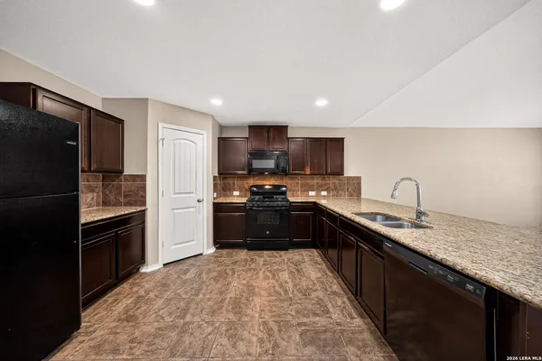 $1,850 | 469 Eastern Phoebe, San Antonio, TX 78253
