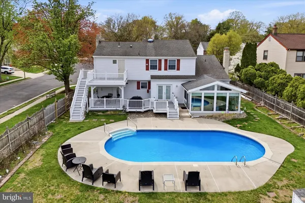 $709,000 | 1 Yardley Court, Mount Laurel, NJ 08054