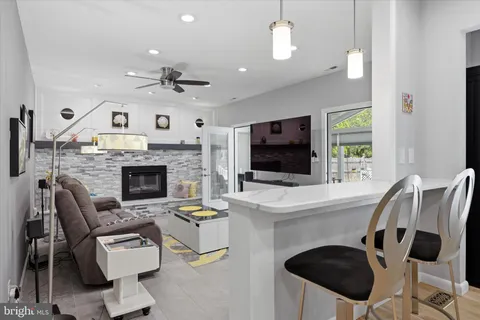 $709,000 | 1 Yardley Court, Mount Laurel, NJ 08054