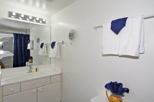 1301 South Finley Road, Unit 211 Lombard, IL 60148 - Photo 13 of 21