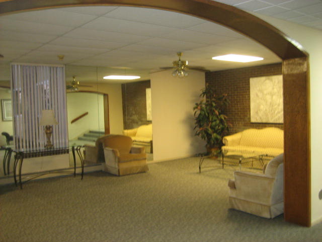 1301 South Finley Road, Unit 211 Lombard, IL 60148 - Photo 5 of 21