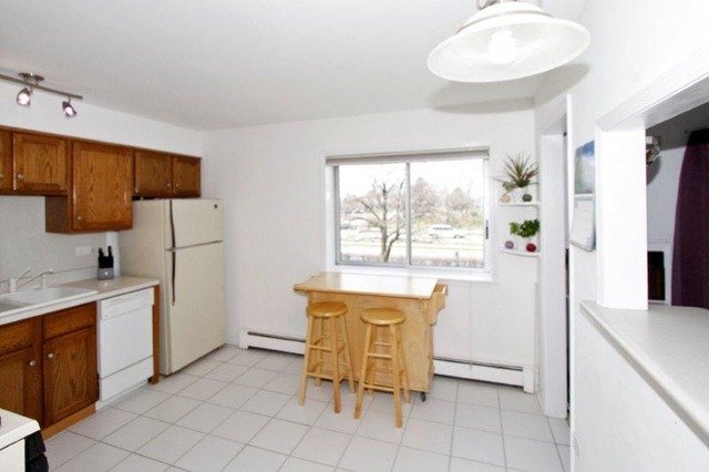 1301 South Finley Road, Unit 211 Lombard, IL 60148 - Photo 7 of 21