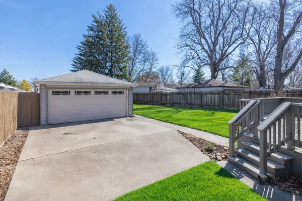 $350,000 | 115 South Illinois Avenue, Villa Park, IL 60181