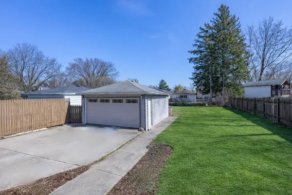 $350,000 | 115 South Illinois Avenue, Villa Park, IL 60181