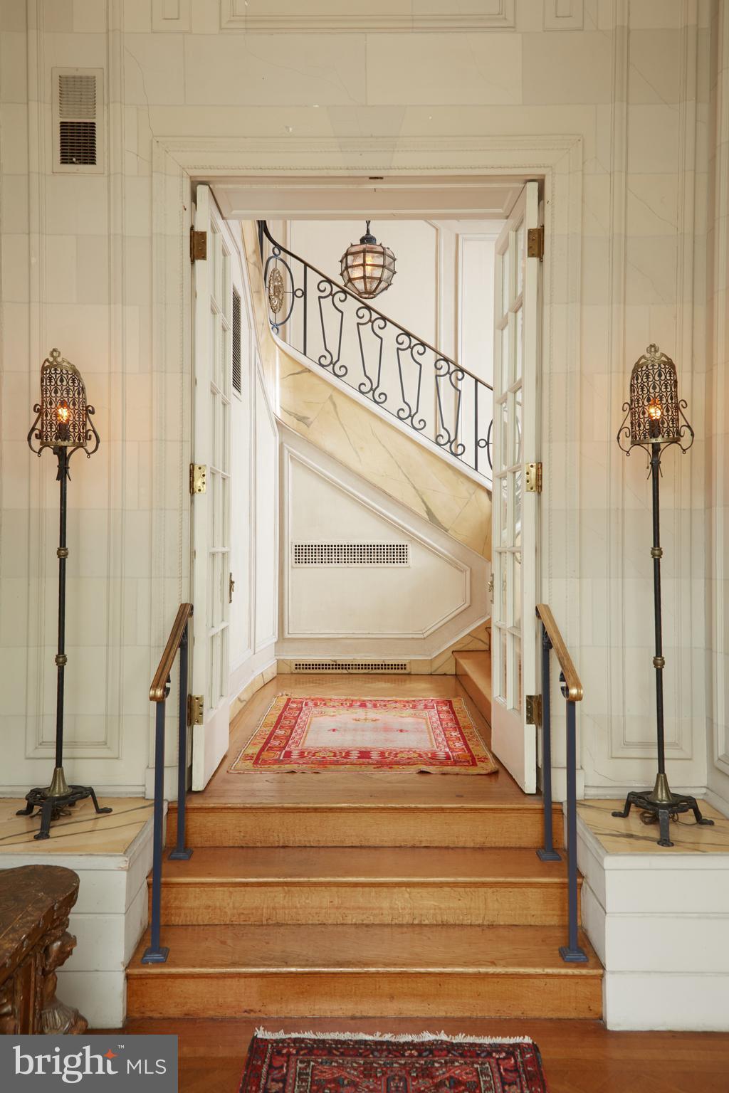 1716 New Hampshire Avenue Northwest Washington, DC 20009 - Photo 11 of 27