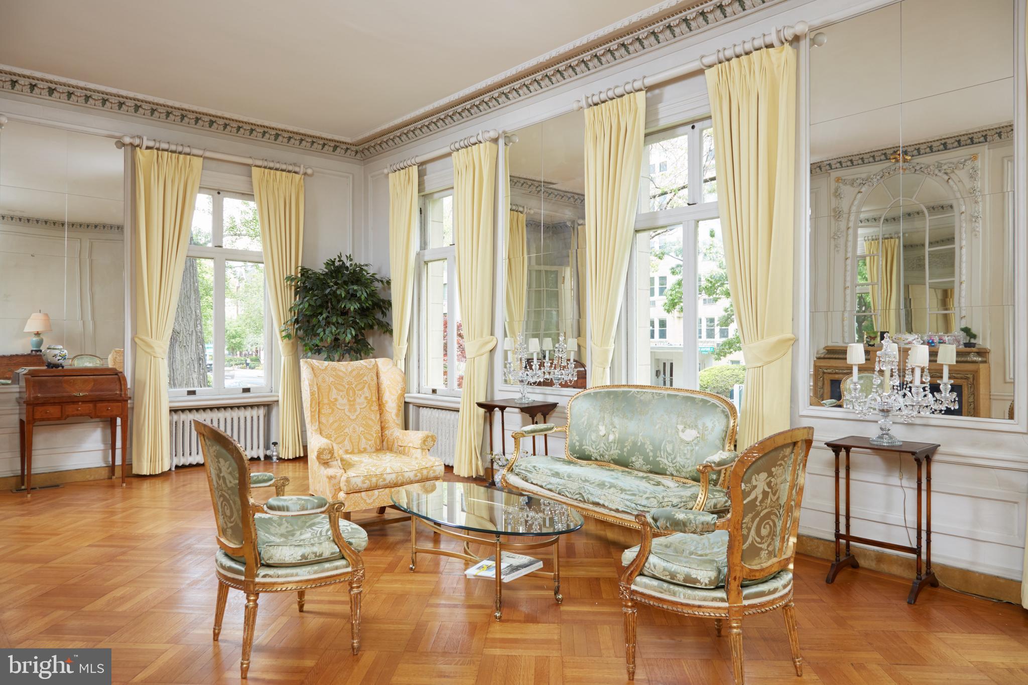 1716 New Hampshire Avenue Northwest Washington, DC 20009 - Photo 13 of 27