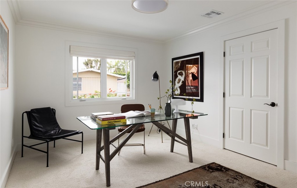 1120 Dolphin Terrace Corona del Mar, CA 92625 - Photo 20 of 48 a workspace with furniture and window