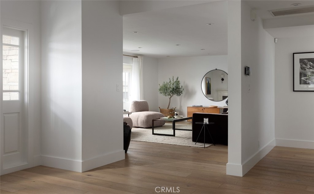 1120 Dolphin Terrace Corona del Mar, CA 92625 - Photo 39 of 48