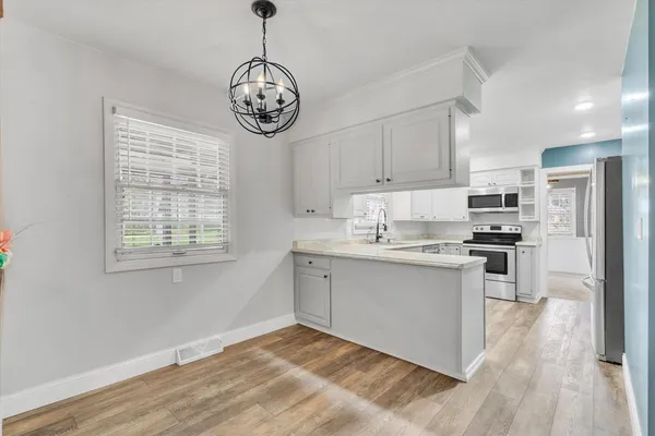 $350,000 | 119 Sherwood Drive, Geneseo, IL 61254