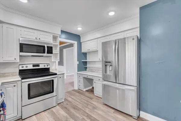$350,000 | 119 Sherwood Drive, Geneseo, IL 61254