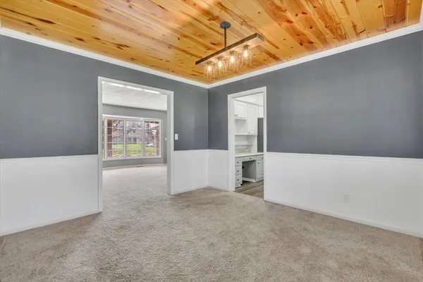 $350,000 | 119 Sherwood Drive, Geneseo, IL 61254