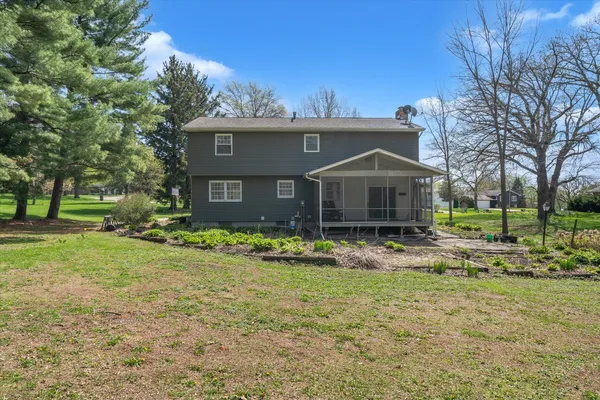 $350,000 | 119 Sherwood Drive, Geneseo, IL 61254