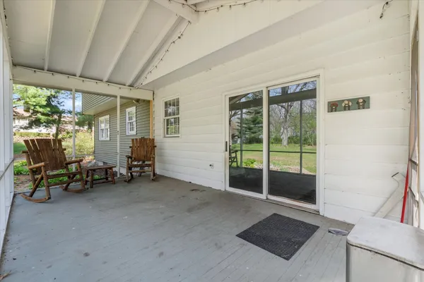 $350,000 | 119 Sherwood Drive, Geneseo, IL 61254
