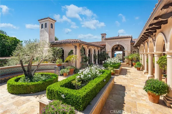 $17,450,000 | 2729 Vía Oleadas, Palos Verdes Estates, CA 90274