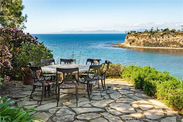 $17,450,000 | 2729 Vía Oleadas, Palos Verdes Estates, CA 90274