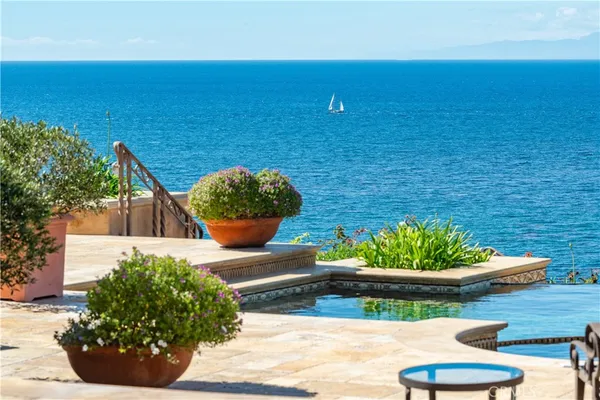 $17,450,000 | 2729 Vía Oleadas, Palos Verdes Estates, CA 90274