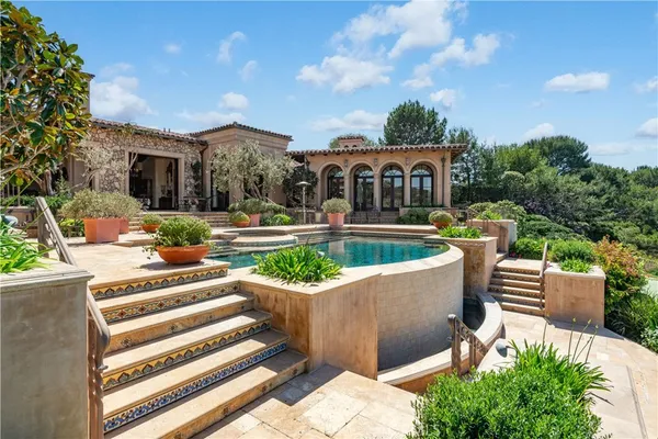 $17,450,000 | 2729 Vía Oleadas, Palos Verdes Estates, CA 90274