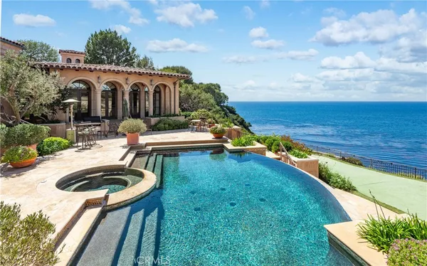 $17,450,000 | 2729 Vía Oleadas, Palos Verdes Estates, CA 90274