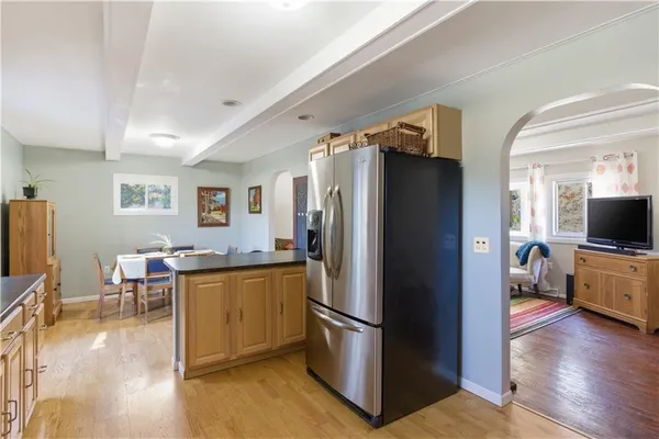 $350,000 | 469 Mars Valencia Road, Valencia, PA 16059
