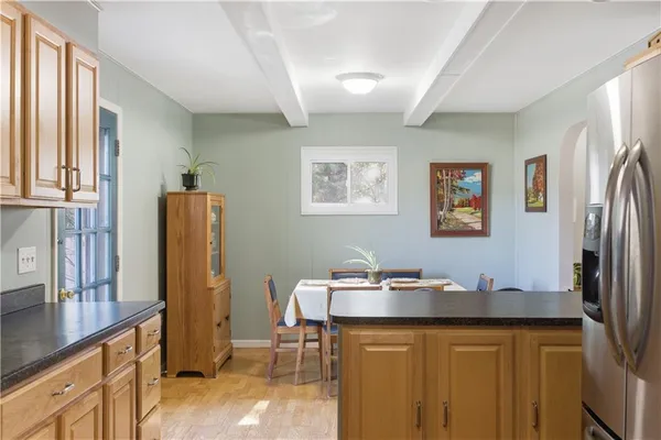 $350,000 | 469 Mars Valencia Road, Valencia, PA 16059