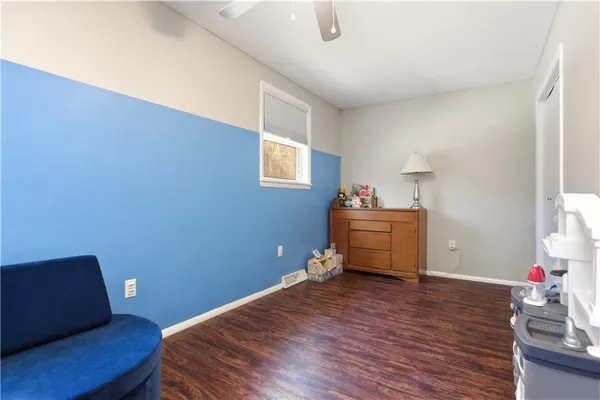 $350,000 | 469 Mars Valencia Road, Valencia, PA 16059