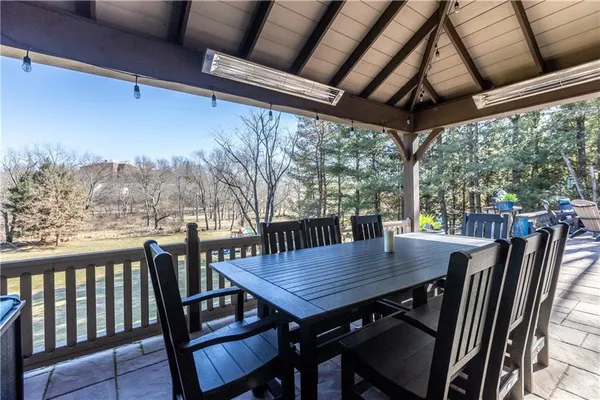 $350,000 | 469 Mars Valencia Road, Valencia, PA 16059