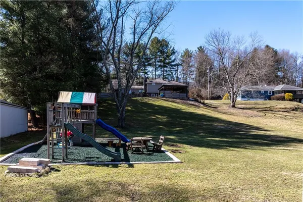 $350,000 | 469 Mars Valencia Road, Valencia, PA 16059